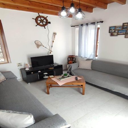 Symi Breeze Villa 外观 照片