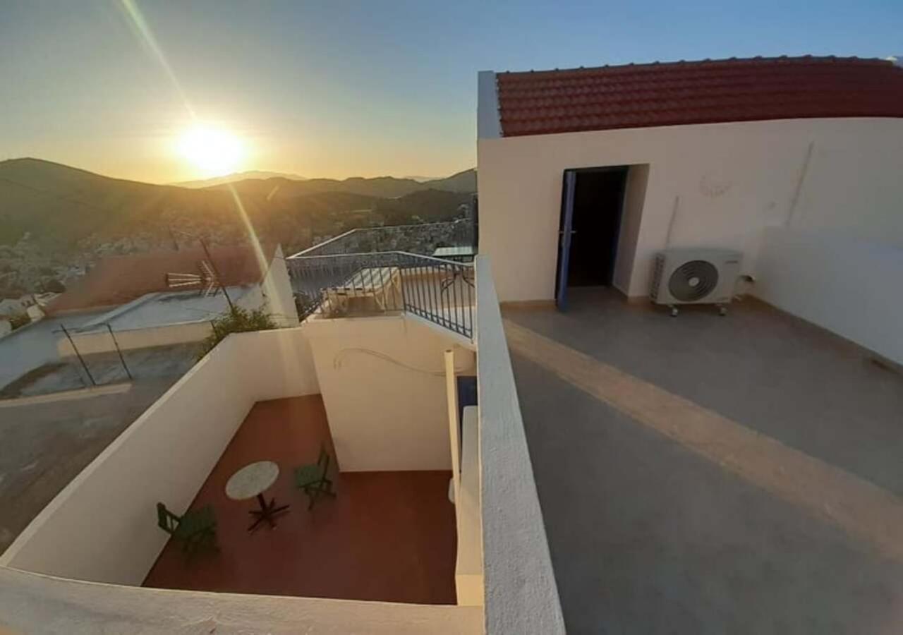 Symi Breeze Villa 外观 照片